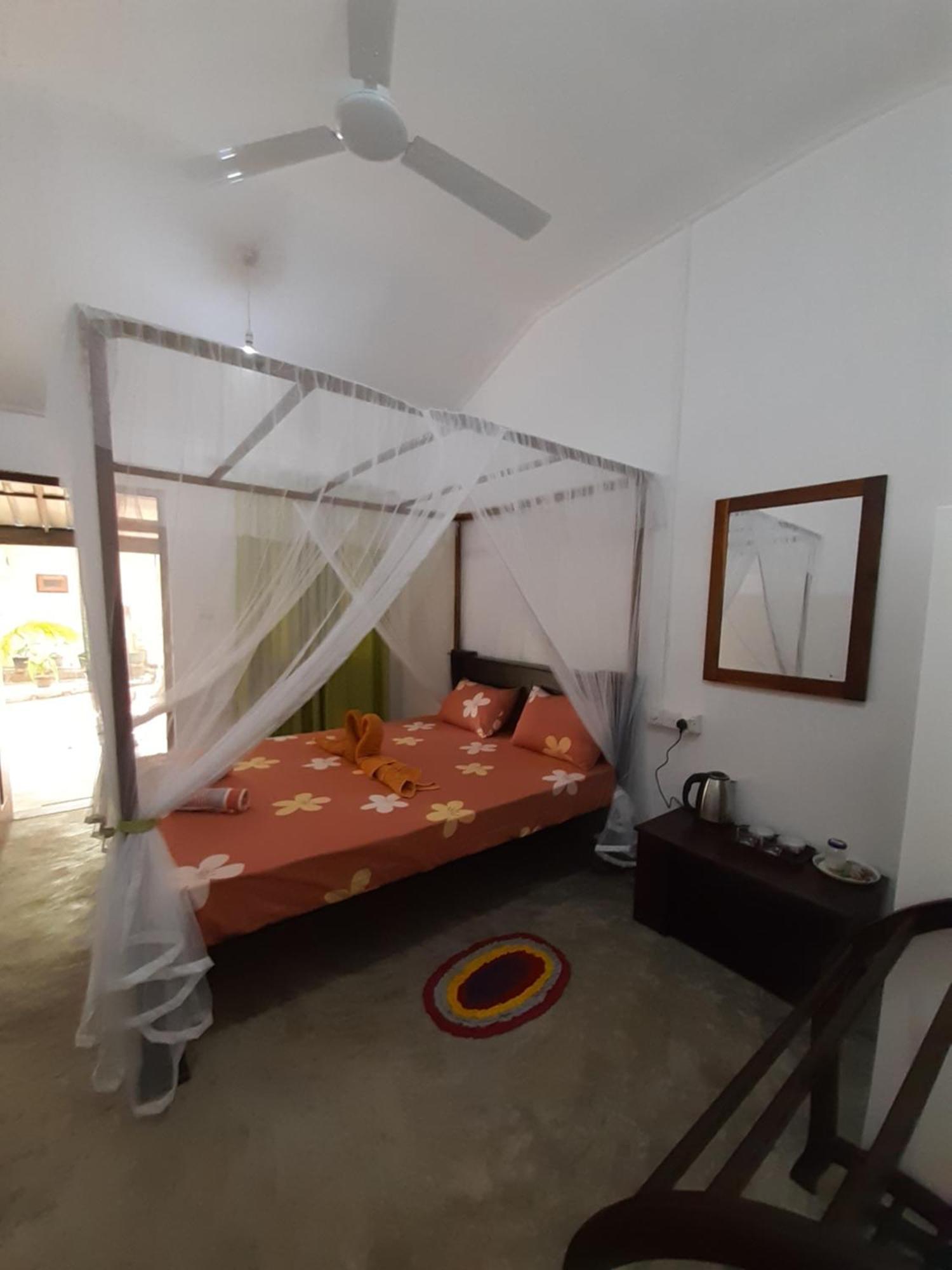 Ancient Tree Guest house Mirissa